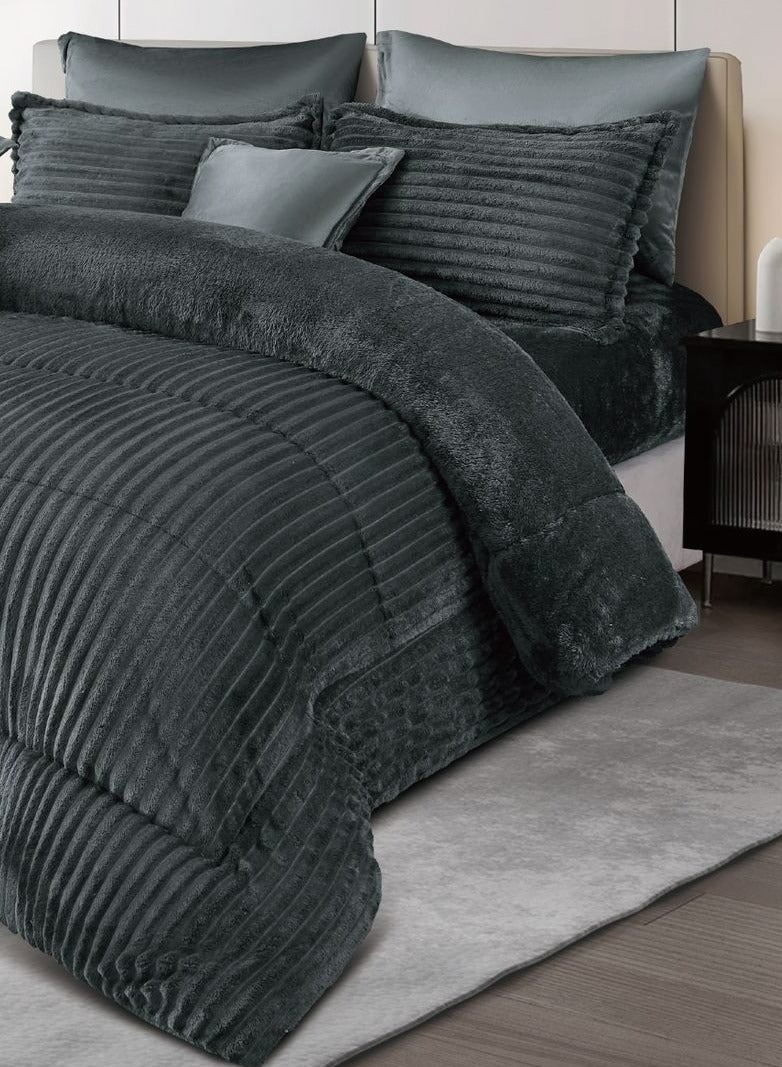 مينج لي مفرش سرير شتوي نفرين بتصميم هندسي مصنوع من الفرو الناعم مكون من 8 قطع ( 1 مفرش +1 شرشف مطاط للمرتبة + 4 كيس مخدة +2 كيس للوسادة المربعة ) مقاس المفرش 230X250 سم - Image 2