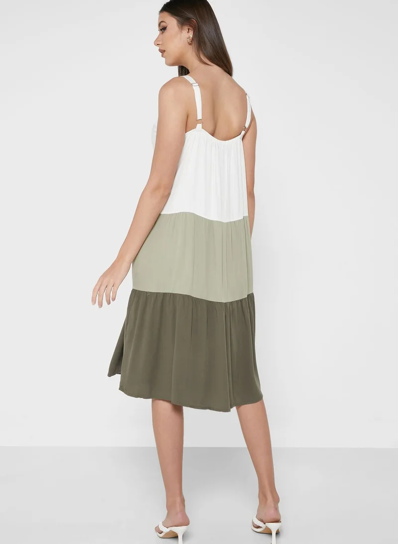Ginger Colorblock Tier Dress