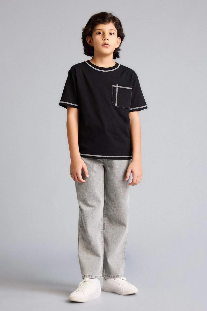 ديفاكتو New Regular Fit Short Sleeve T-Shirt