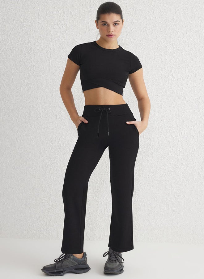 trendyol Black Diver/Scuba Fabric Pocket and Tied Sports Knitted Sweatpants - Image 1