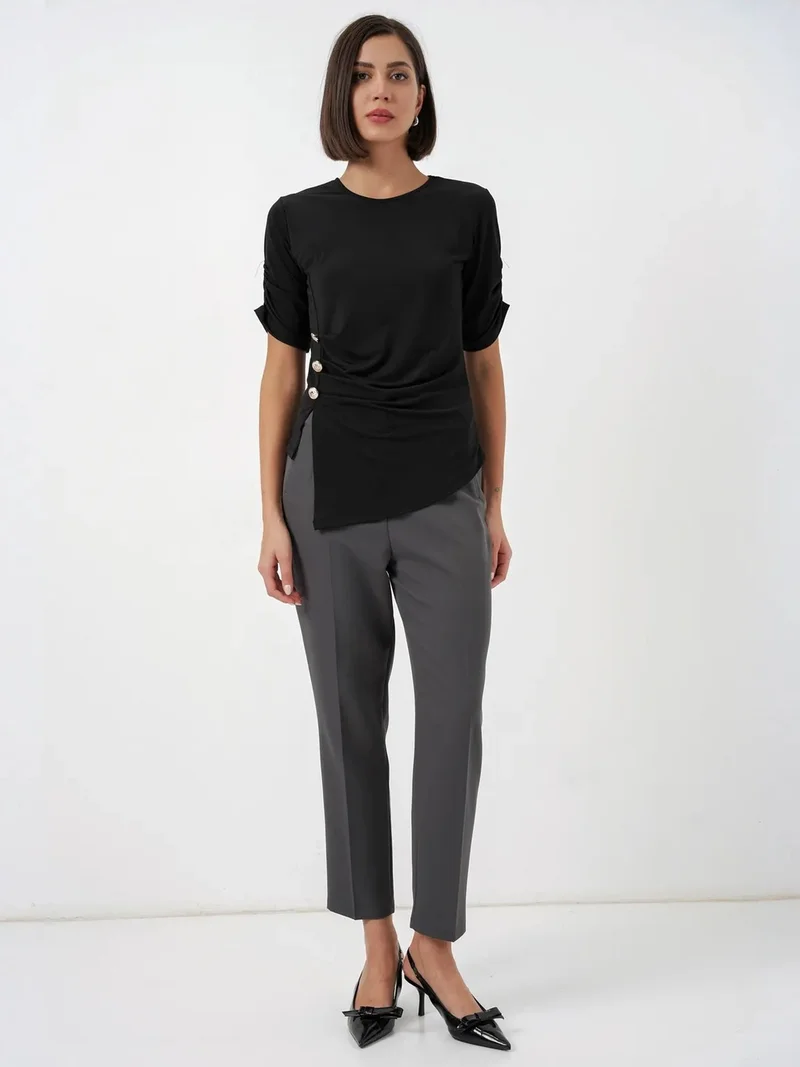 بيغ دارت BDART Crew Neck Buttoned Blouse