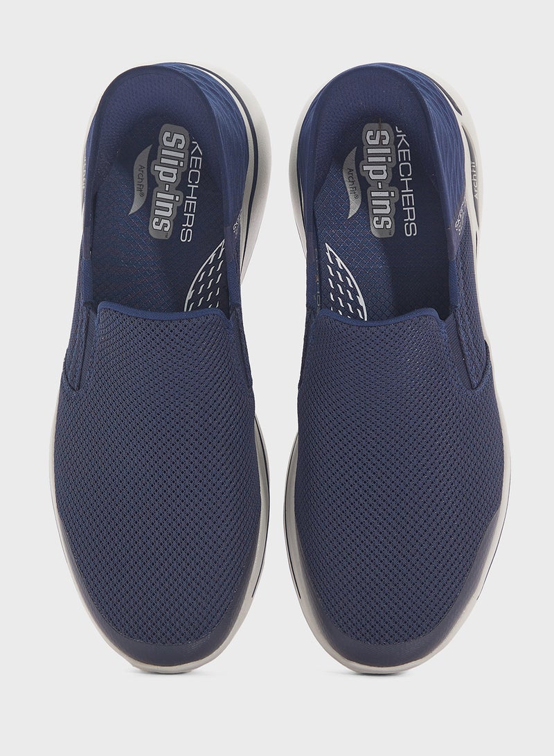 SKECHERS Go Walk Arch Fit - Hands Free - Image 4