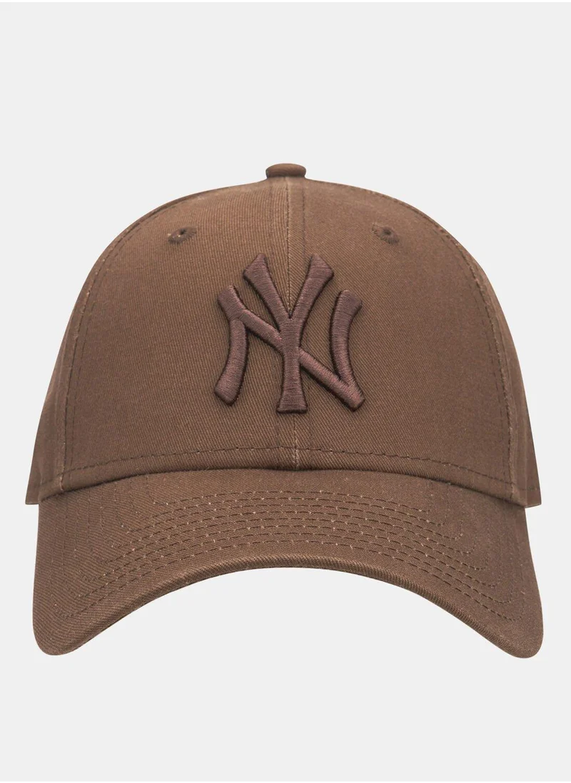 NEW ERA Women's MLB New York Yankees League Essential 9FORTY Cap