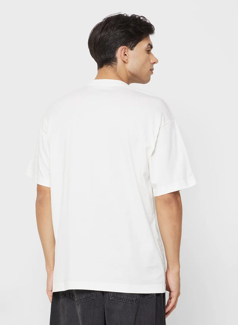 VANS Essential Loose Fit T-Shirt