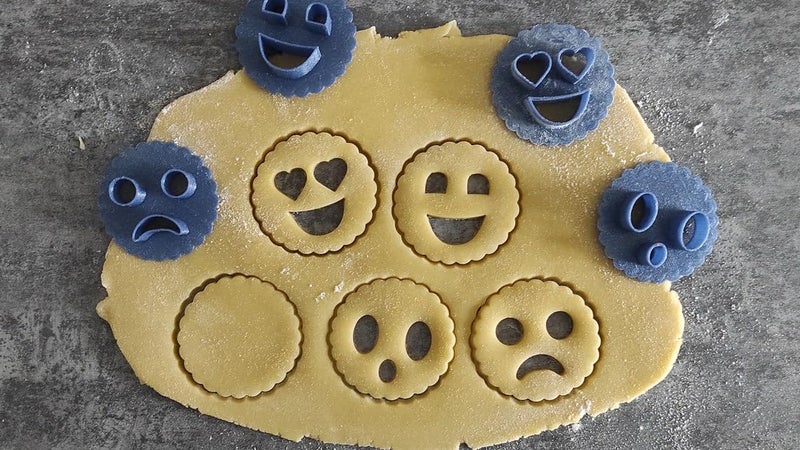 EROTNGO EROTNGO Face Cookie Cutter Pack of 3 Create Fun Sad Loving and Smiley Face Cookies for Parties Baking Events and Special Occasions Perfect for Kids Family Fun and Creative Dessert Making - Image 2