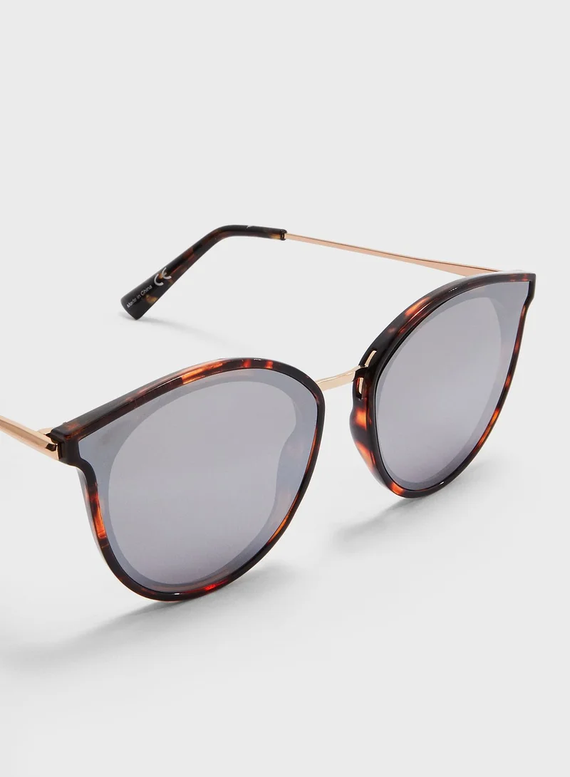 ALDO Meredda Sunglasses