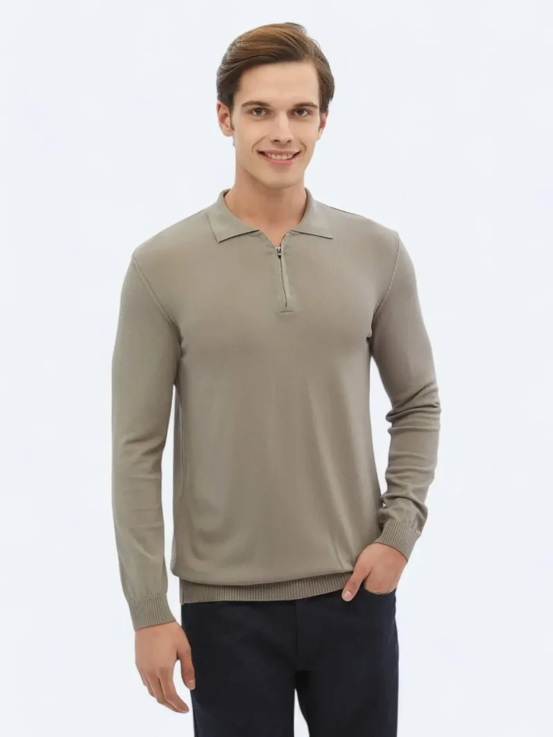 كيب سويت شيرت من الصوف المحبوك بلون المنك الفاتح