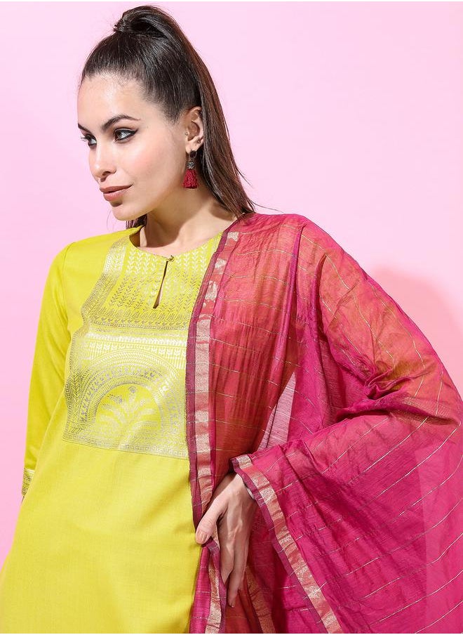 Vishudh Women Lime Green Printed Kurta Set by Styli  - Image 4