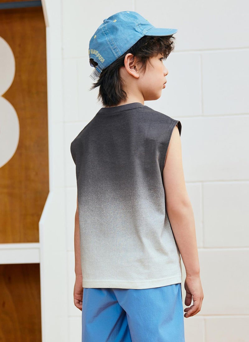 ميني بالا قميص أزرق لشباب صغير بموضوع رياضي مروخ بأرقام كروية بدون كم ناعم وقابل للتنفس وخفيف الوزن ومريح لأسلوب الأناقة الصيفية للشباب الصغير للارتداء اليومي غير الرسمي - Image 3