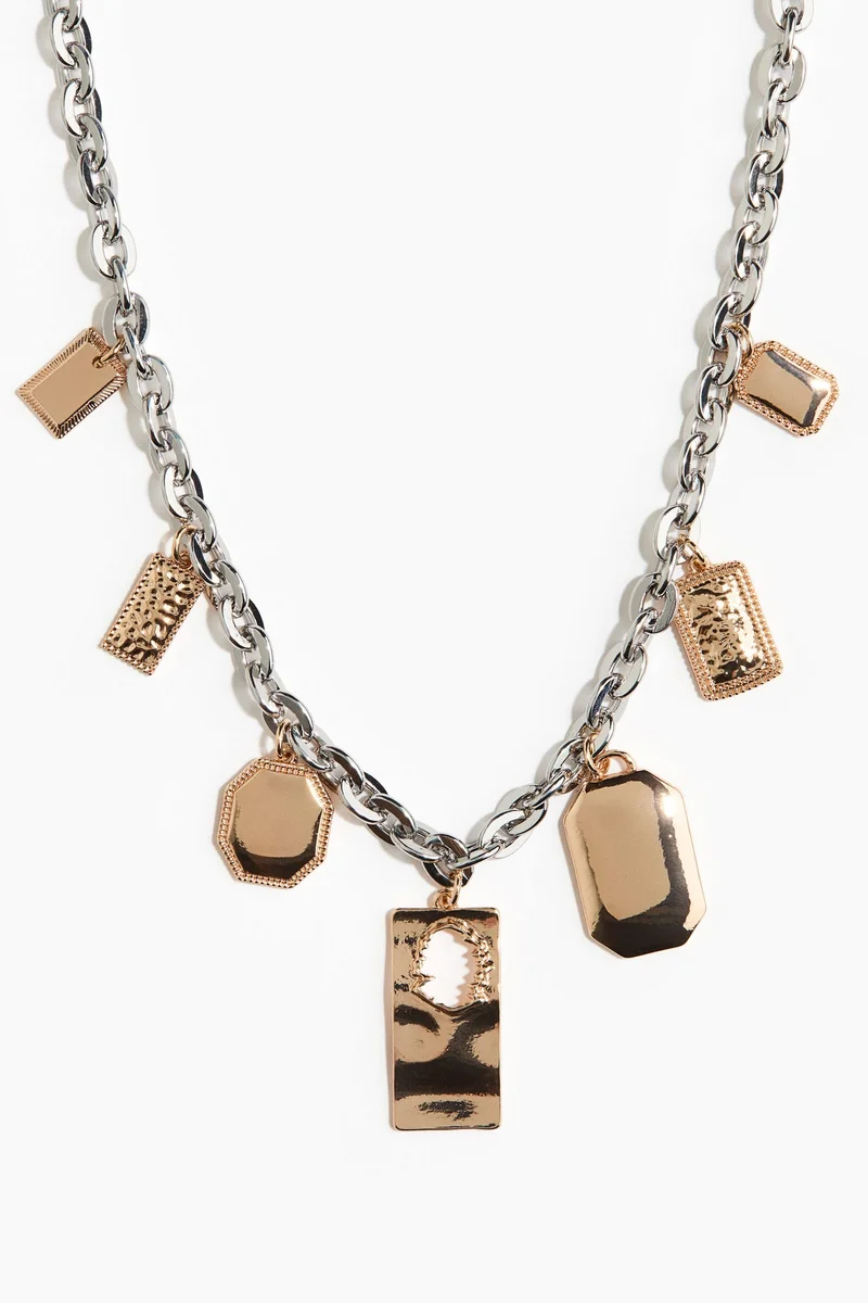 اتش اند ام قلادة مع حلية