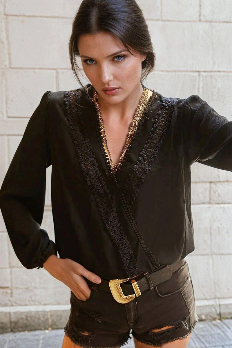 Weshaya بلوزة نسائية سوداء - Image 1