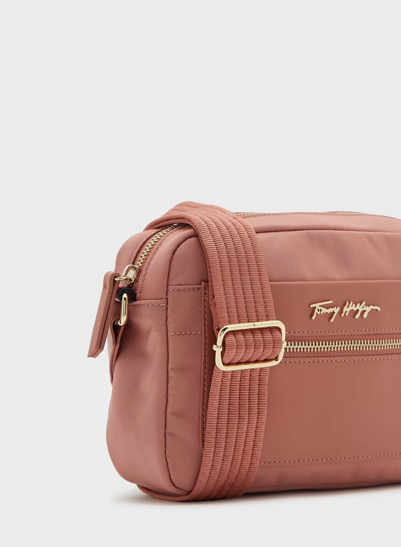 TOMMY HILFIGER Fresh Zip Detail Crossbody