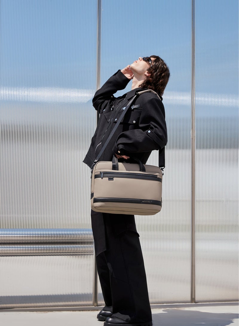 أركتيك هانتر تقدم آركتيك هانتر GWB00888 حقيبة مصممة خصيصًا للمحترفين ورجال الأعمال والطلاب. توفر هذه الحقيبة حماية مثالية لجهازك بتصميم عصري وميزات عملية تجعلها الرفيق المثالي للاستخدام اليومي. - Image 3