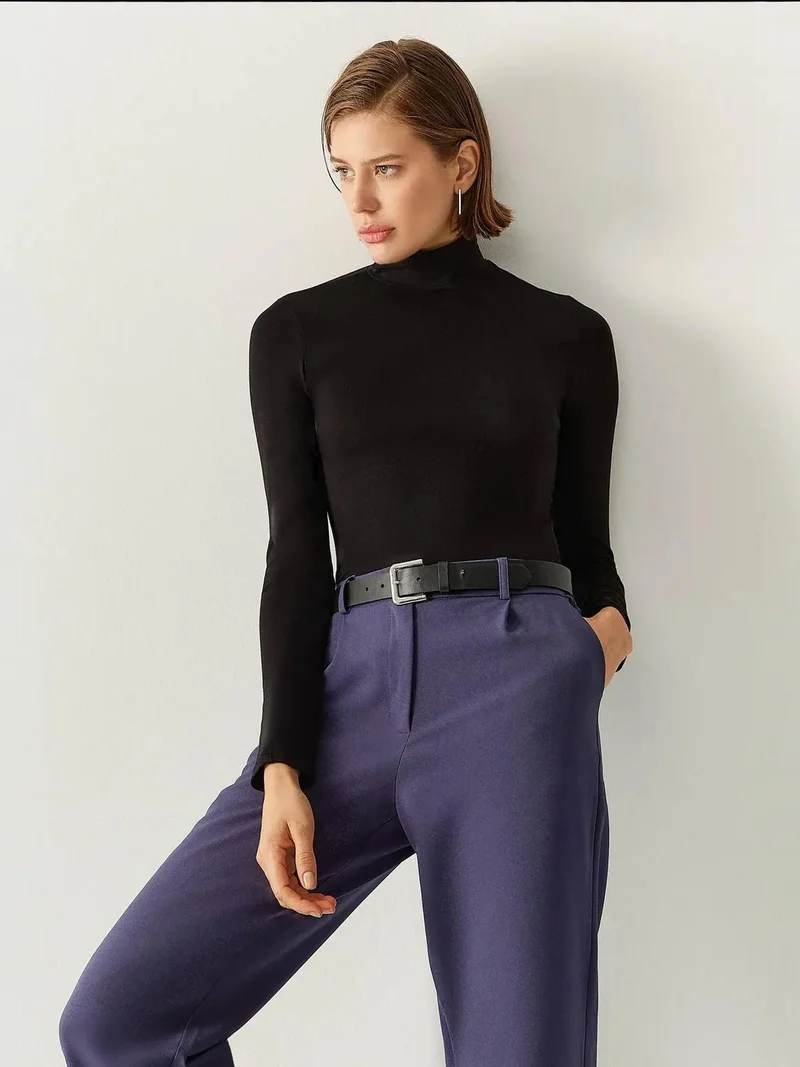 HICCUP Basic High-Neck Top