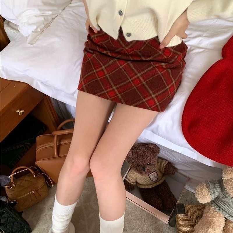 Vintage Woolen Red Plaid Skirt Women'S High Waist Elegant Girl Skirt A- Line Hip Skirt - Image 5