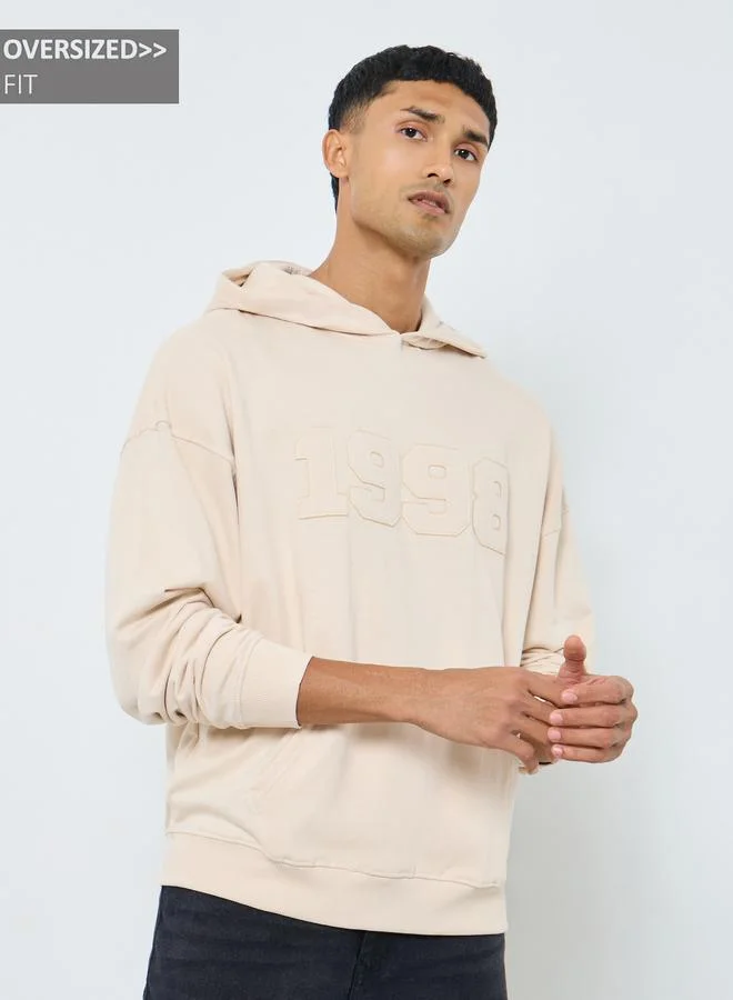 Styli Styli Off White Embroidered Oversized Hoodie