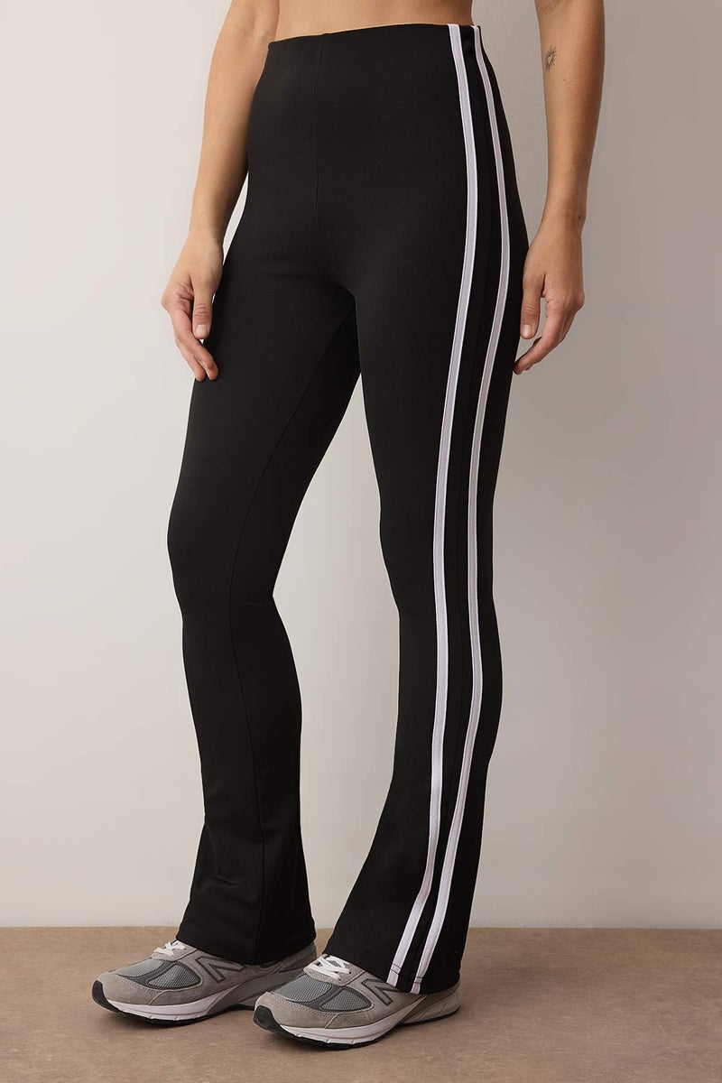 trendyol Black Diver/Scuba Fabric Stripe Detail Spanish Leg Yoga Knitted Sports Leggings - Image 3