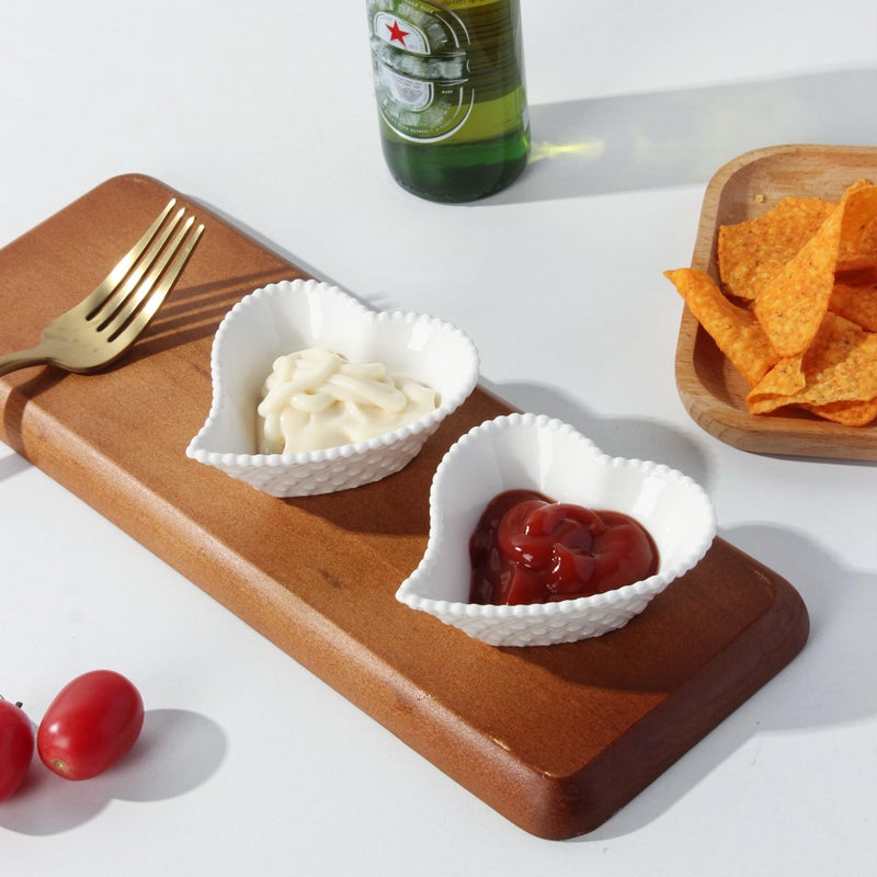 UIBFCWN 6 Pack 1.7 Oz Ceramic Soy Sauce Dish, White Dipping Sauce Bowls, Heart Shape Dipping Bowls for Ketchup, Vinegar, Sushi, BBQ and Party Dinner, Condiment Server - Image 3