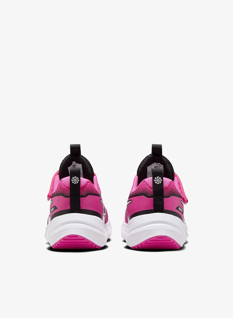 نايكي سنيكرز كوزميك رنر للأطفال