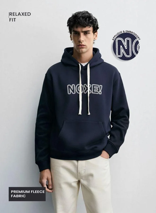 شركة المرآب الهندية Men Relaxed Fit Embroidered Hooded Neck Full Sleeves Sweatshirt