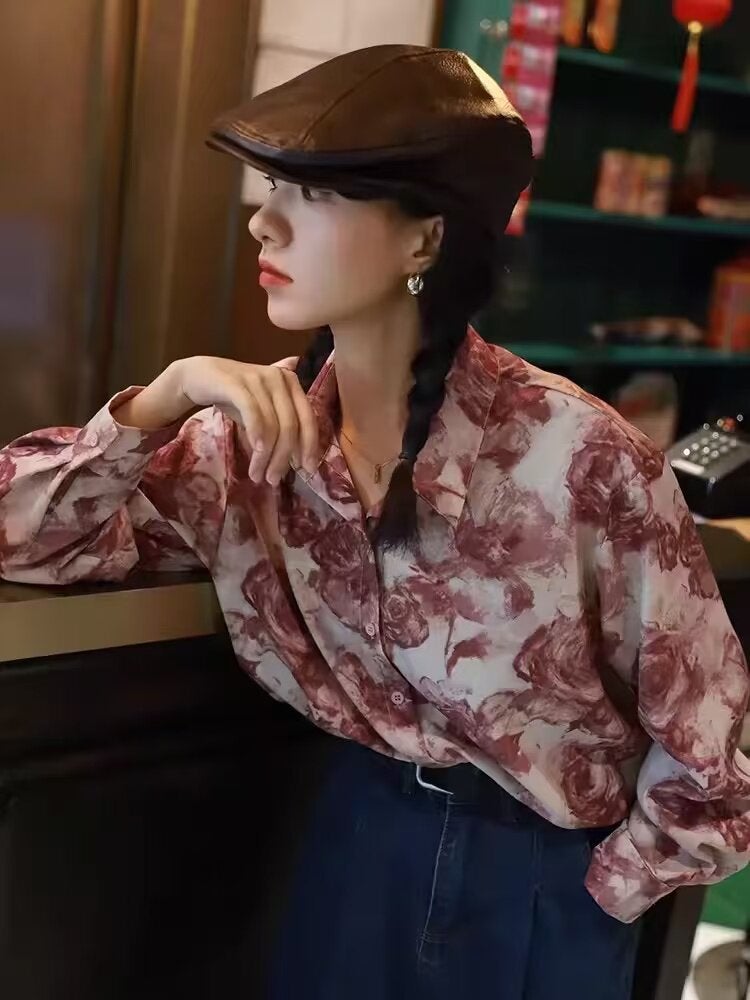 Hong Kong-style retro red floral shirt, women's spring and autumn annual meeting, Christmas niche, loose and slimming temperament, long-sleeved top - Image 1