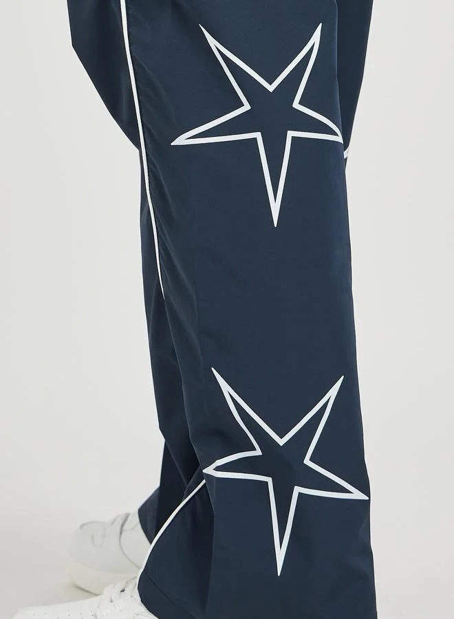 Styli Styli Star Printed Oversized Open Hem Joggers with Piping Detail