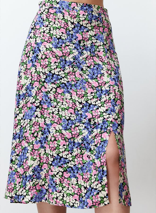 trendyol Light Blue Slit Detail Viscose Fabric Floral Patterned Midi Woven Skirt  - Image 5