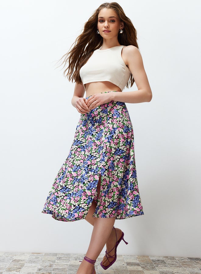 trendyol Light Blue Slit Detail Viscose Fabric Floral Patterned Midi Woven Skirt  - Image 3