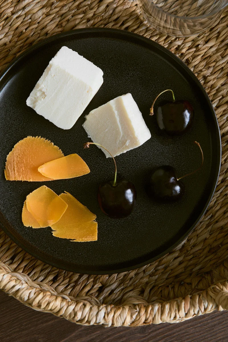 H&M 2-pack reactive-glaze starter plates