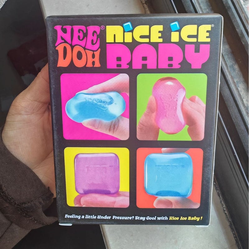 TPR 4-Grid Ice Cube Squishy Toy Stress Relief Slow Rebound - Image 2