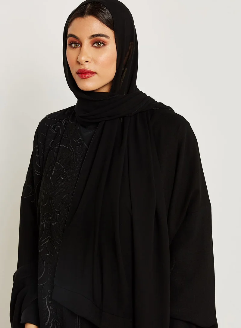 hayas closet One Side Embroidered Detail Abaya