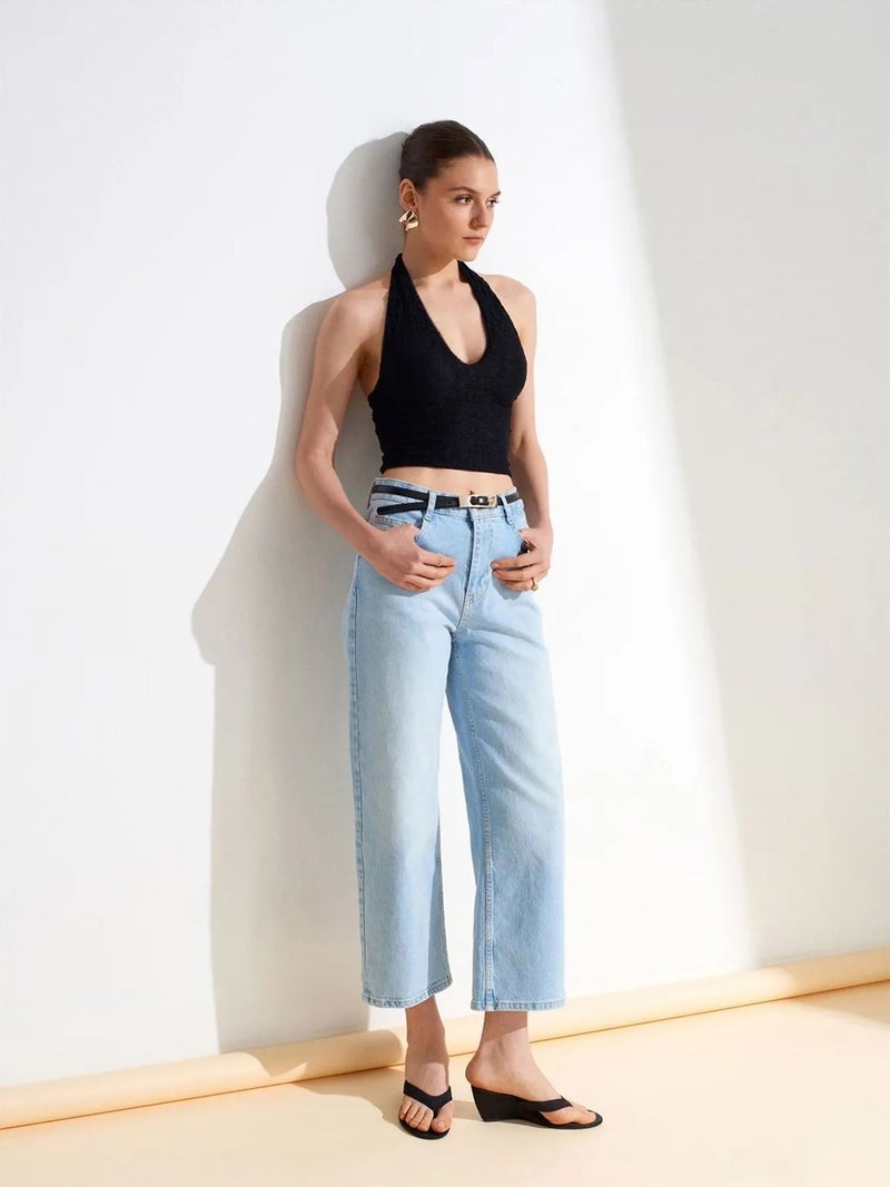 DILVIN Women’s Lace Halterneck Crop Blouse - Image 4