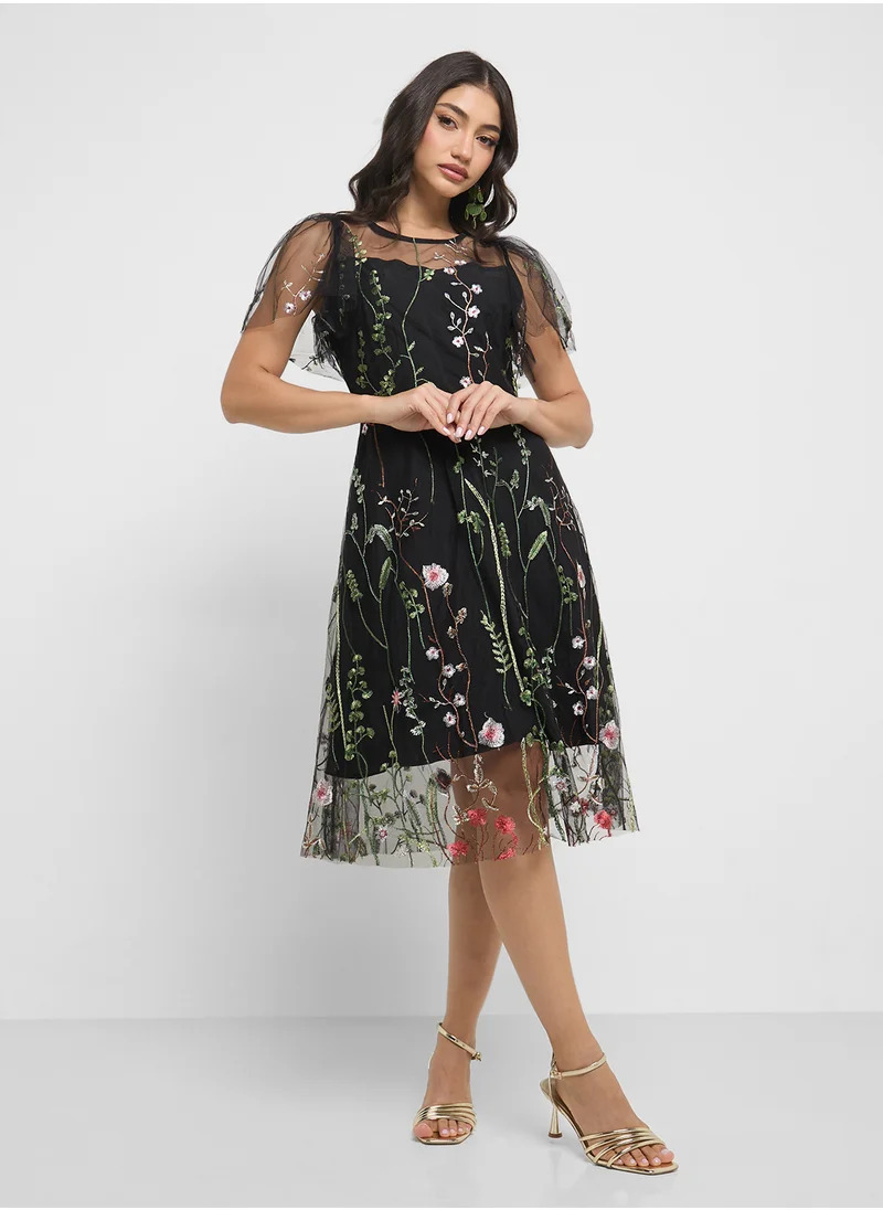 ايلا Floral Embroidered Dress