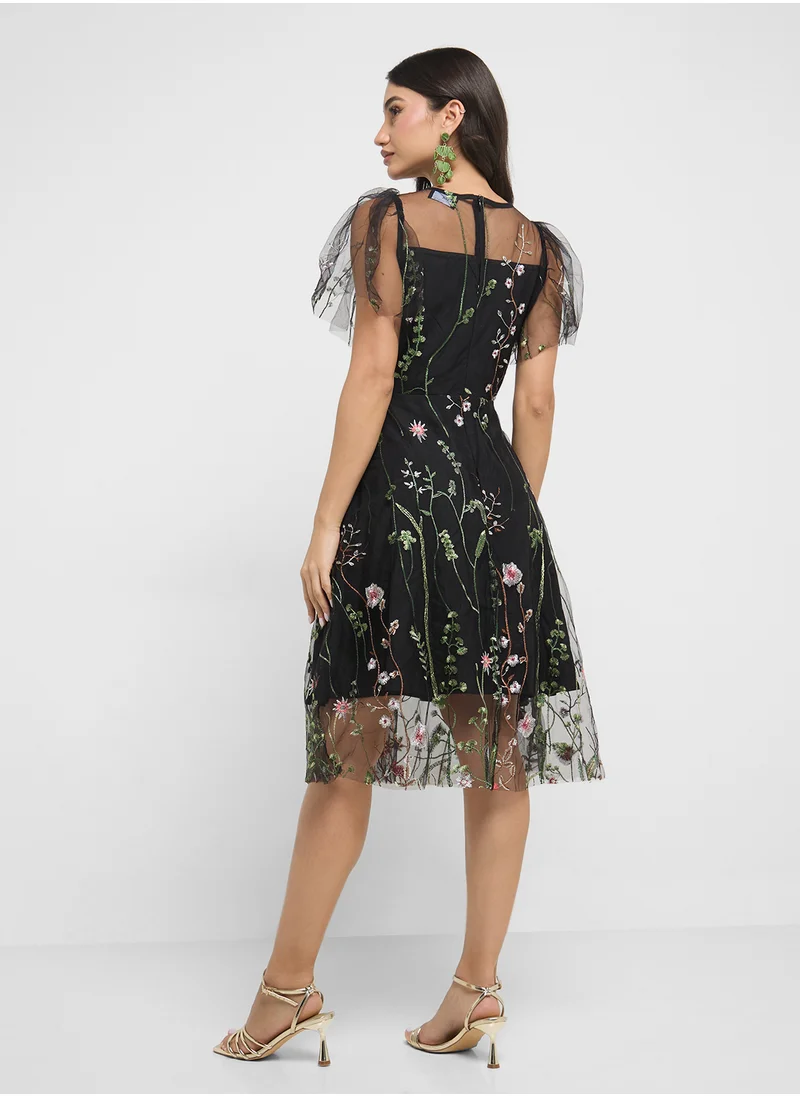 ايلا Floral Embroidered Dress