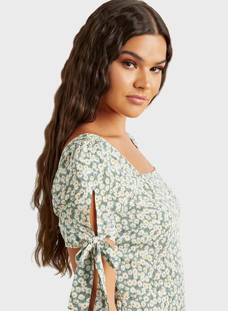 Styli Square Neck Printed Dress