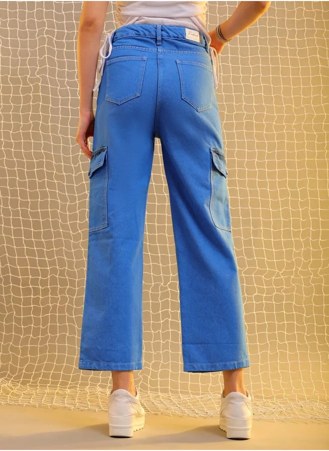 مرفوعة Women Flared Solid High-Rise Cargo Jeans