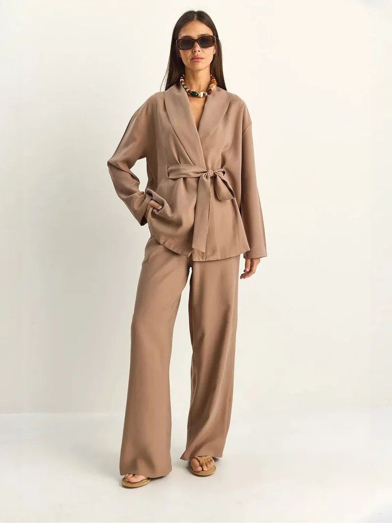 بيانكو لوتشي LUCCI High Waist Tie Detail Shawl Collar Co-ord Set