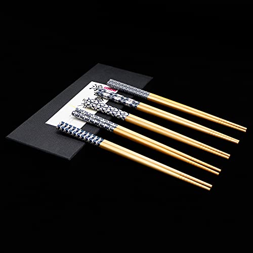 Exzact Chopsticks Gift Set - 5 Pairs of Reusable Natural Bamboo Chopsticks in a Beautiful Black Handmade Box - Decorated Japanese Ancient Blue Ornamentation (Blue) - Image 3