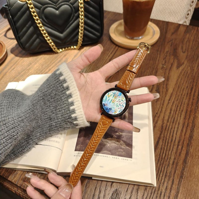 erorex For Honor Watch 4 Pro 22Mm -Shaped Embossed Leather Watch Band(Brown) - Image 2