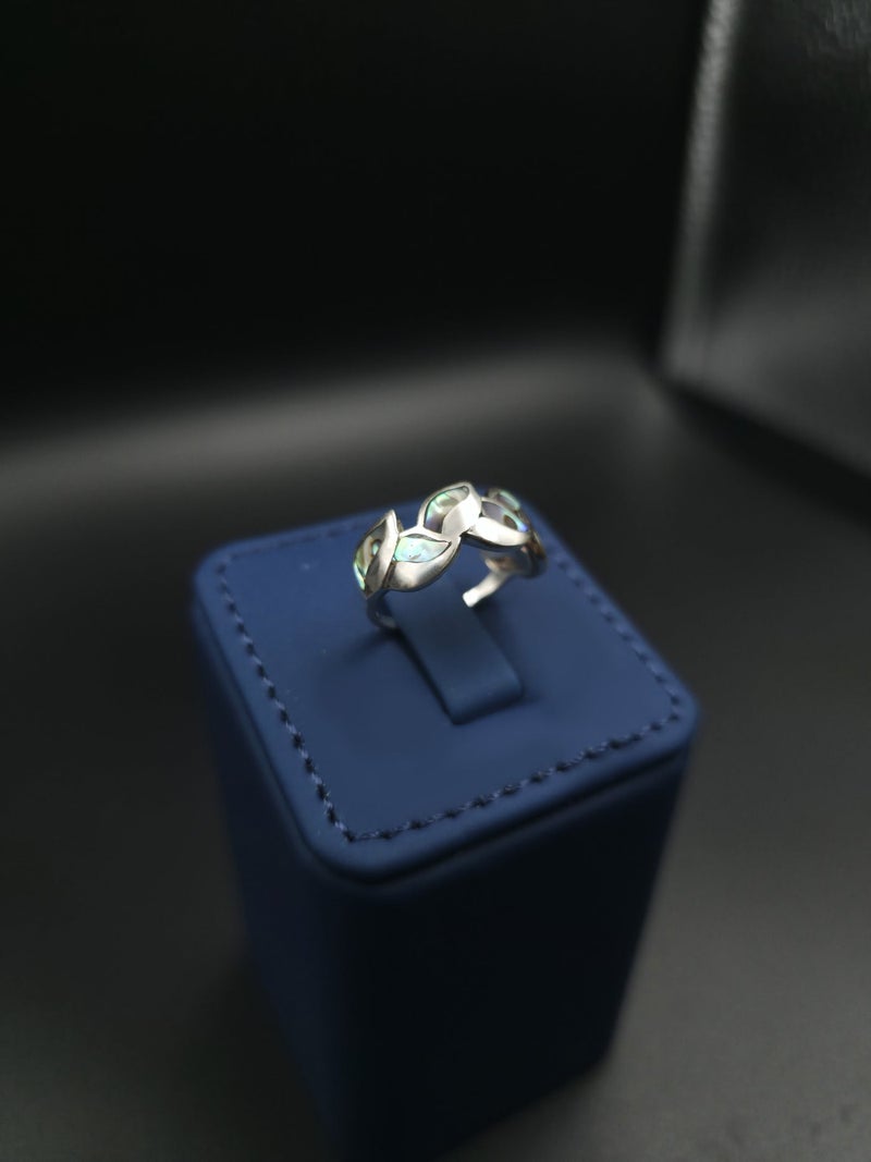 Kanira Premium 925 Sterling Silver Abalone Shell Round Ring for Women | Shank Vintage Triple Band Statement Cocktail Ring | KANIRA | Size 7 - Image 3
