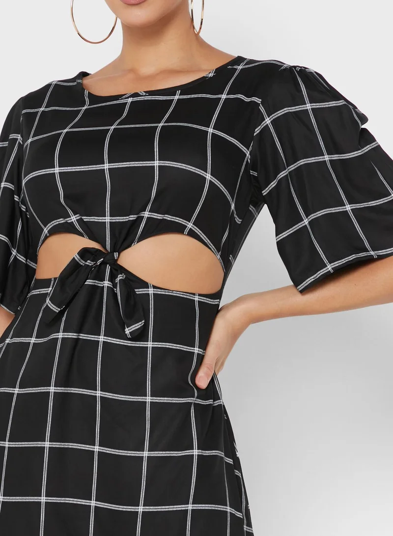 THE VANCA Puff Sleeve Checked Cut Out Detail Dress