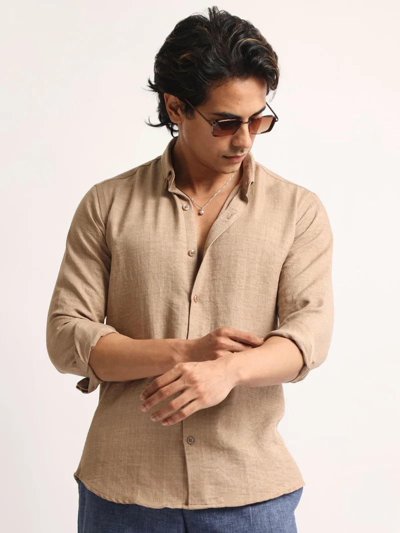 مانياك Maniac Mens Solid collared Neck Full Sleeve Super Twill Fabric Khaki Shirt