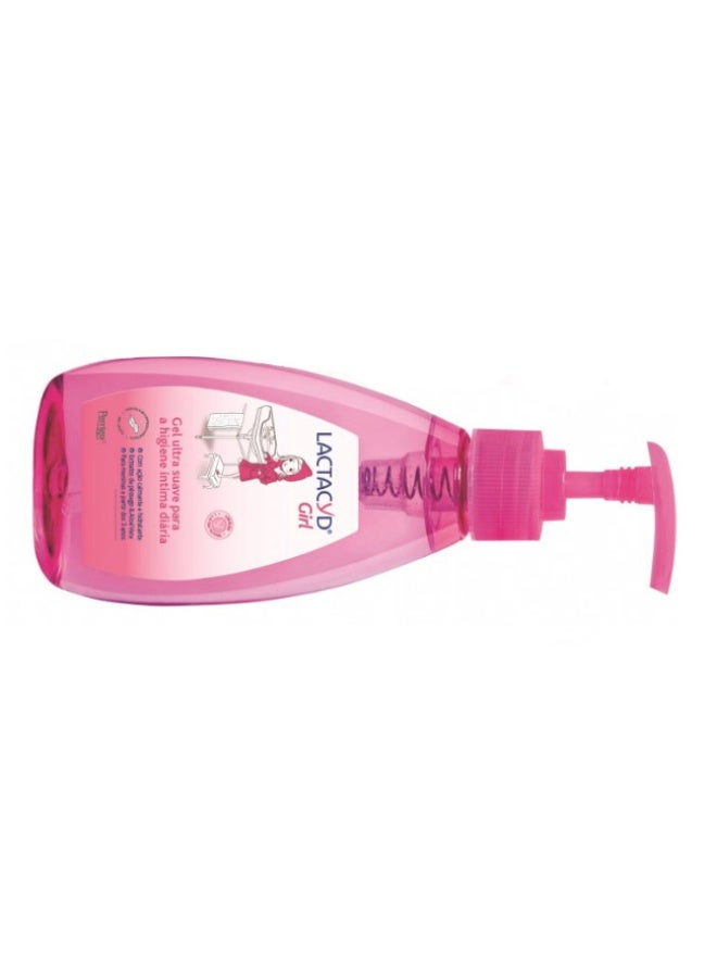 Lactacyd Girl Ultra Gentle Intimate Hygiene Gel 150ml - Image 2