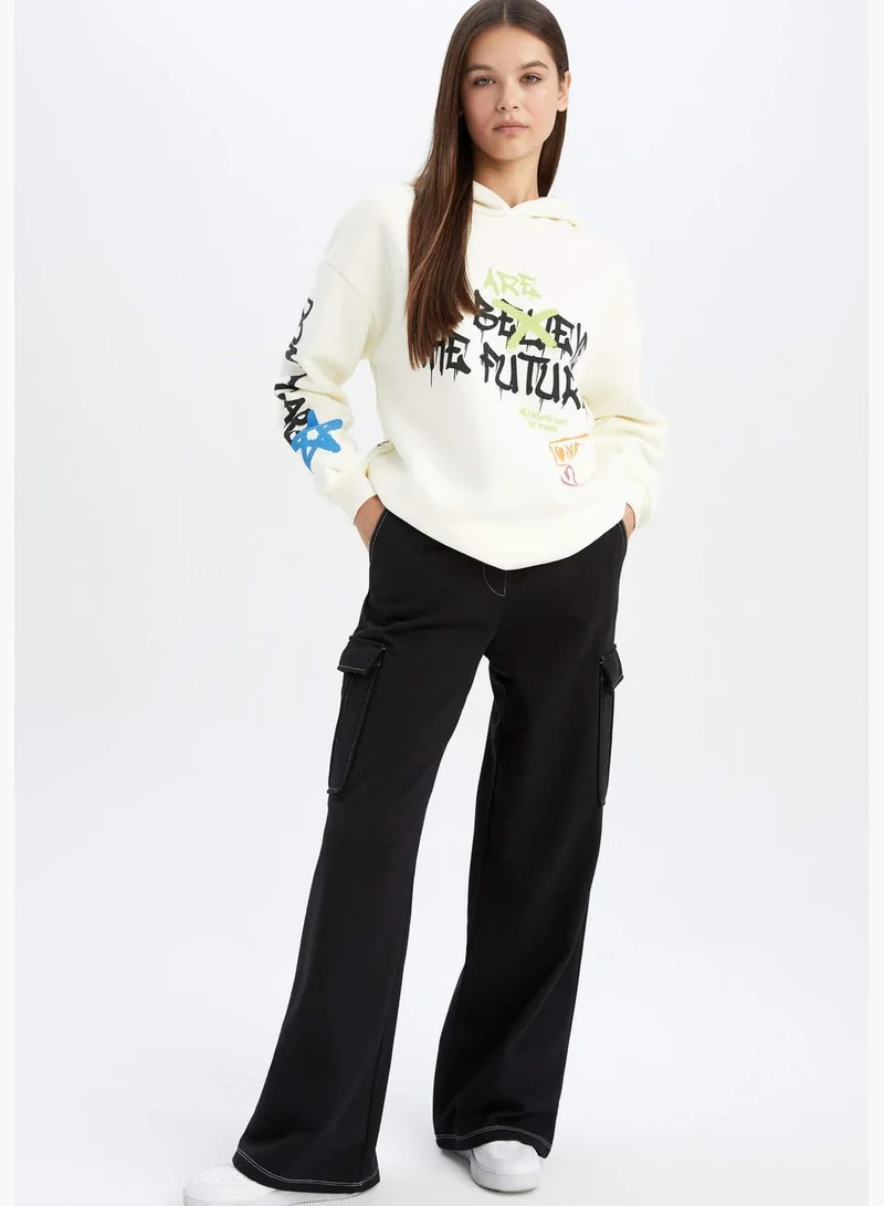 ديفاكتو Woman Oversize Fit Hooded Knitted Sweat Shirt