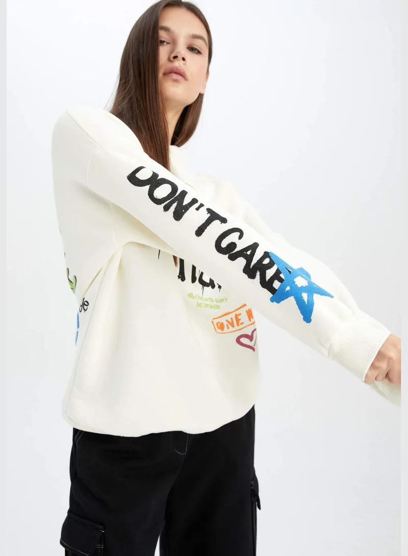 ديفاكتو Woman Oversize Fit Hooded Knitted Sweat Shirt
