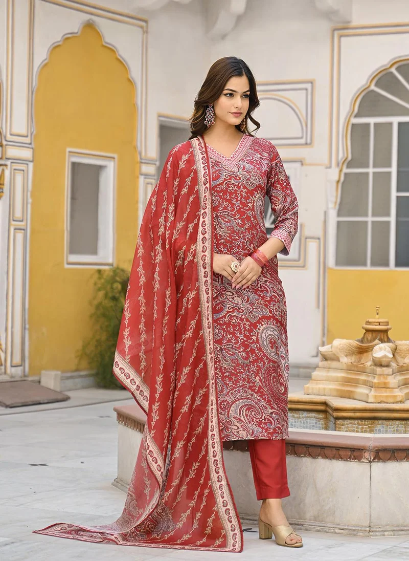 زيري سوق Red Rayon Blend Paisley Printed 3-Piece Kurta Set