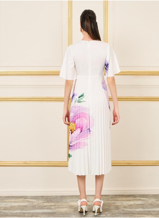 Styli Floral Print Pleated A-Line Midi Dress  - Image 4
