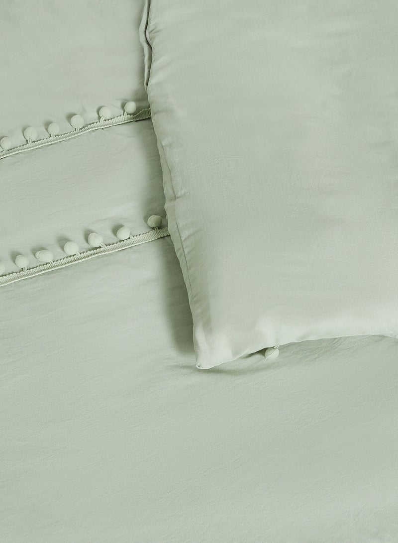 AURORA Pompom Bedding Set - Image 3
