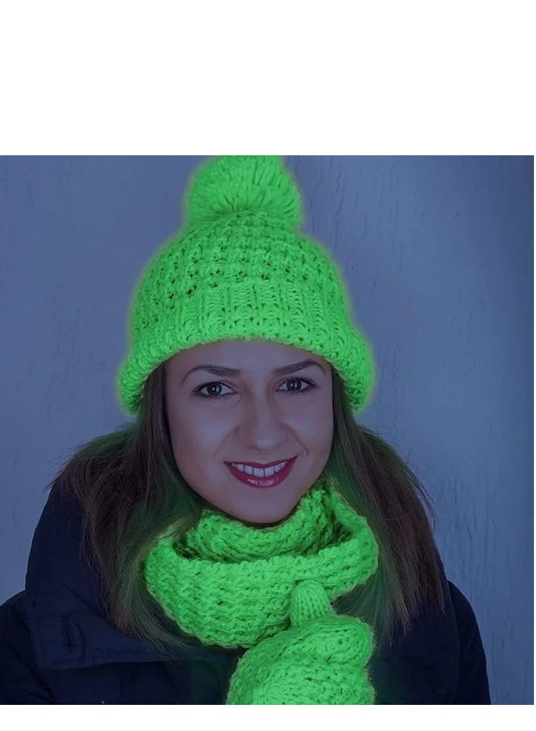 Luminous Glow in the Dark Hand Knitting Yarn - 50 m - Image 2