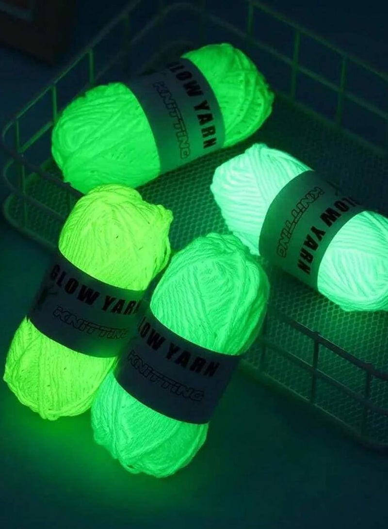 Luminous Glow in the Dark Hand Knitting Yarn - 50 m - Image 3